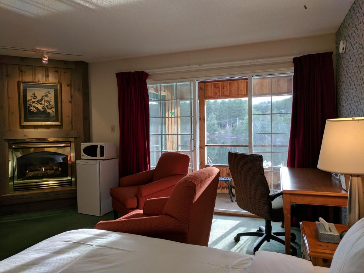 Algonquin Lakeside Inn Dwight Номер фото